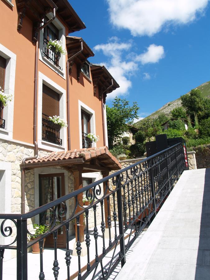 Hotel La Casona De Llerices Onís Exterior foto